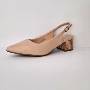 סנדל קלאסי עקב 4 ס"מ שפיץ